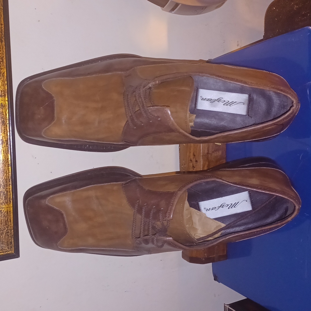 Use Shoes Mezlan Brand Dark Brown / Lite Brown